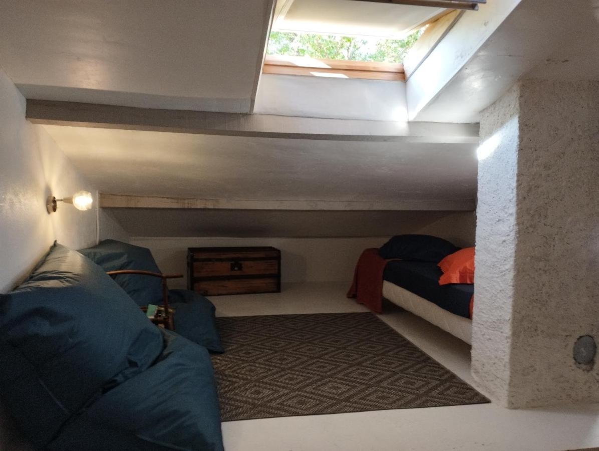 Chambre D'Hotes L'Orange Bleue Rustrel Exteriör bild